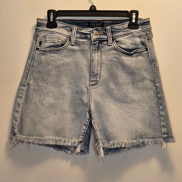 Judy Blue Women's High Rise Denim Tummy Control Frayed hem Shorts Size L EUC - Picture 1 of 3